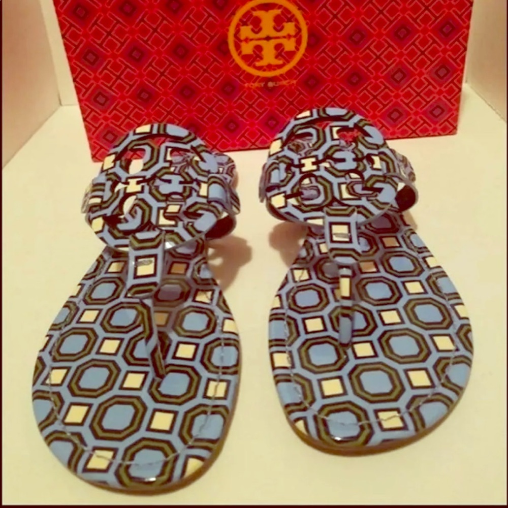 Tory Burch Miller ( rare )